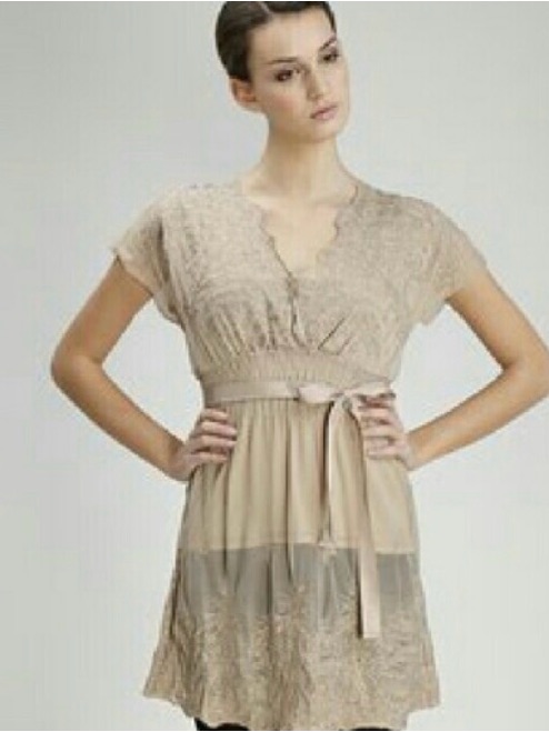 Extraordinarily Beautiful Vertigo Top Size M